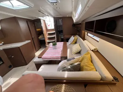 Salon of Kelani, a Beneteau Oceanis 40.1 sailboat at Općina Medulin, Croatia