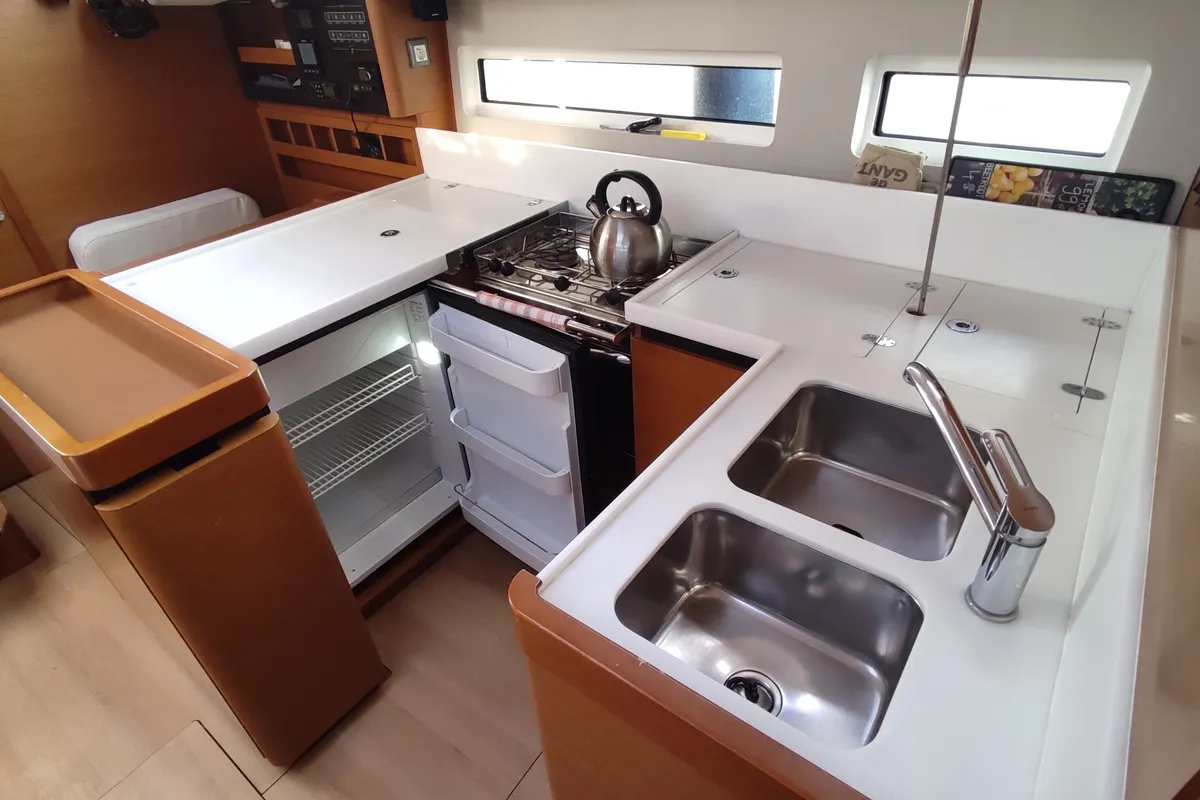 Galley of Erato, a Jeanneau Sun Odyssey 440 sailboat at Volos, Greece