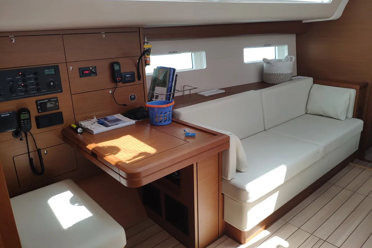 Salon of Sogno di Mare, a Jeanneau 51 sailboat at Preveza, Greece