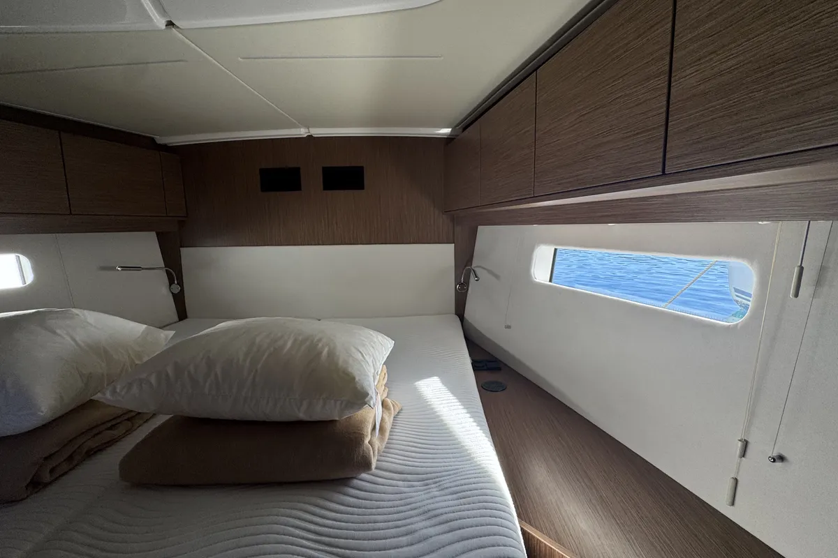 Cabin on Sacuri, a Bavaria 46 Cruiser sailboat at Figari/Golfo Aranci, Italy