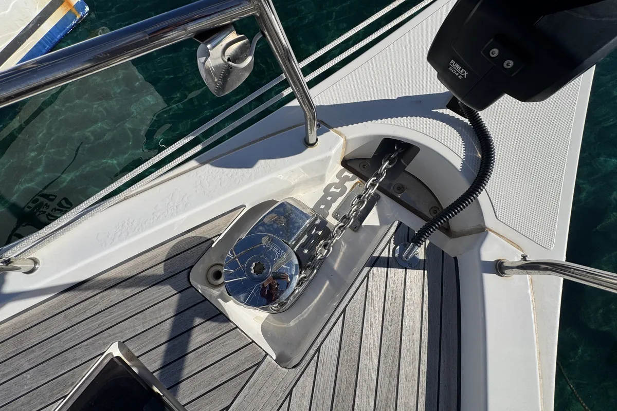 Deck of Sacuri, a Bavaria 46 Cruiser sailboat at Figari/Golfo Aranci, Italy