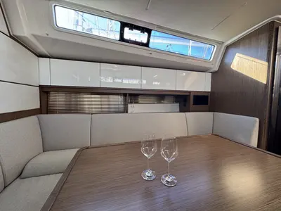 Salon of Sacuri, a Bavaria 46 Cruiser sailboat at Figari/Golfo Aranci, Italy