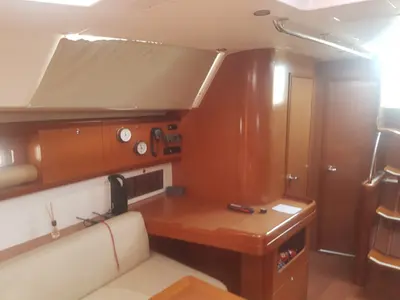 Salon of Myron, a Beneteau Oceanis 46 sailboat at Santa Maria di Leuca, Italy