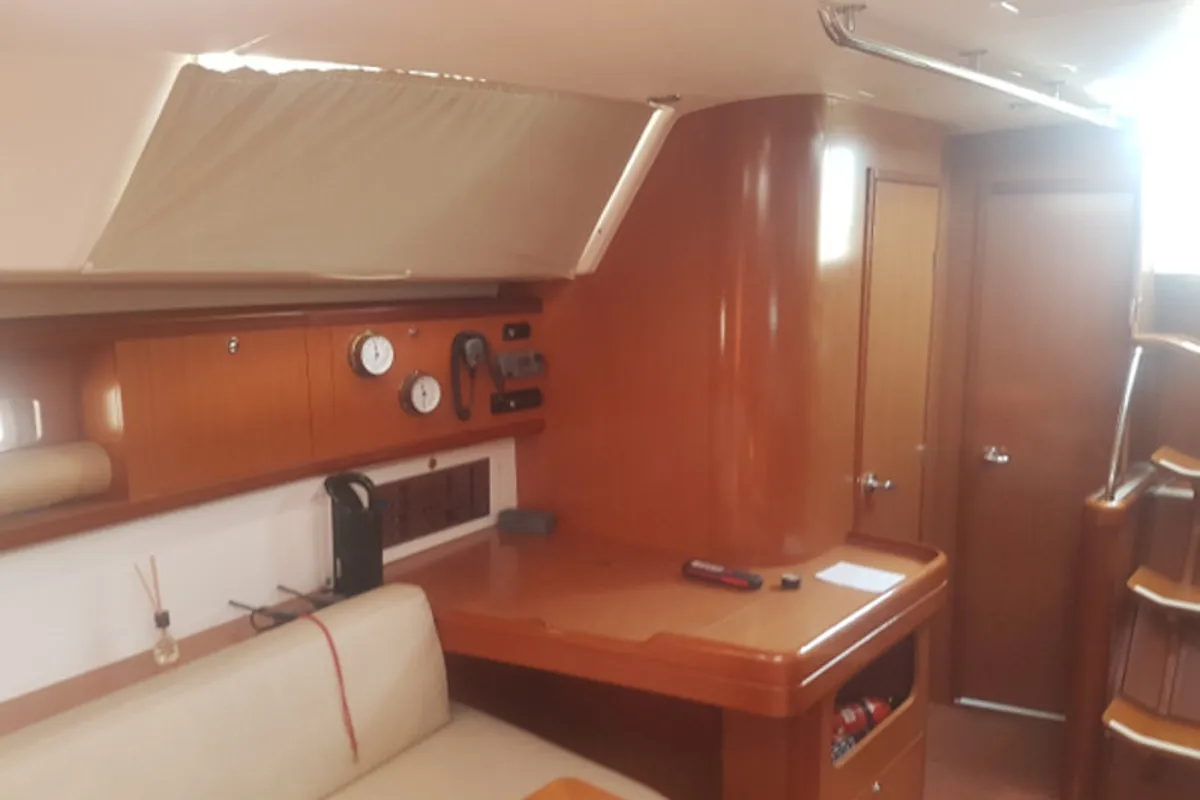 Salon of Myron, a Beneteau Oceanis 46 sailboat at Santa Maria di Leuca, Italy