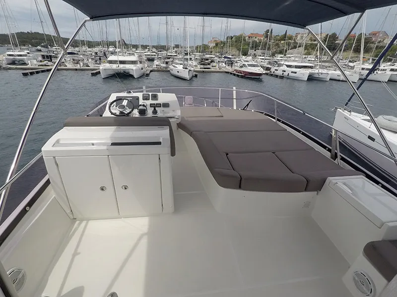 Cockpit of Serendipity, a Jeanneau Prestige 500 Fly motor yacht at Grad Šibenik, Croatia