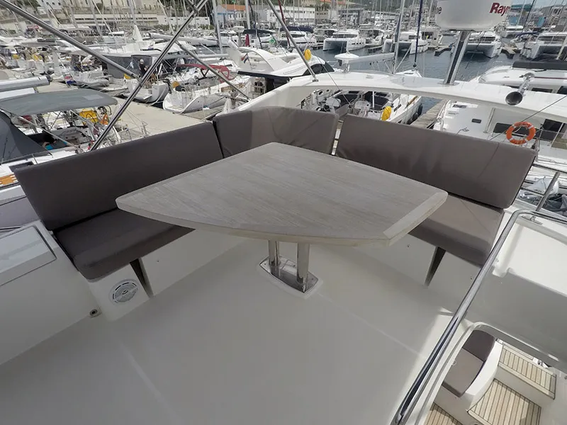 Deck of Serendipity, a Jeanneau Prestige 500 Fly motor yacht at Grad Šibenik, Croatia