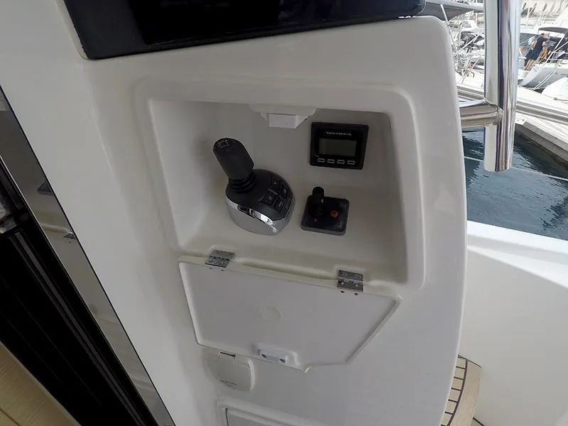 Cockpit of Serendipity, a Jeanneau Prestige 500 Fly motor yacht at Grad Šibenik, Croatia