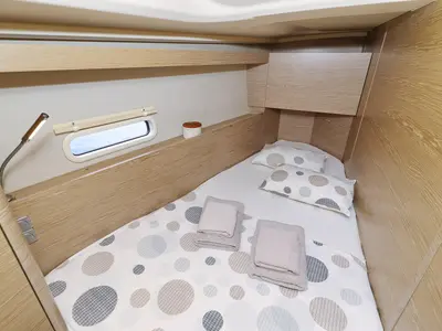 Cabin on Chloe, a Hanse 458 sailboat at Grad Kaštela, Croatia