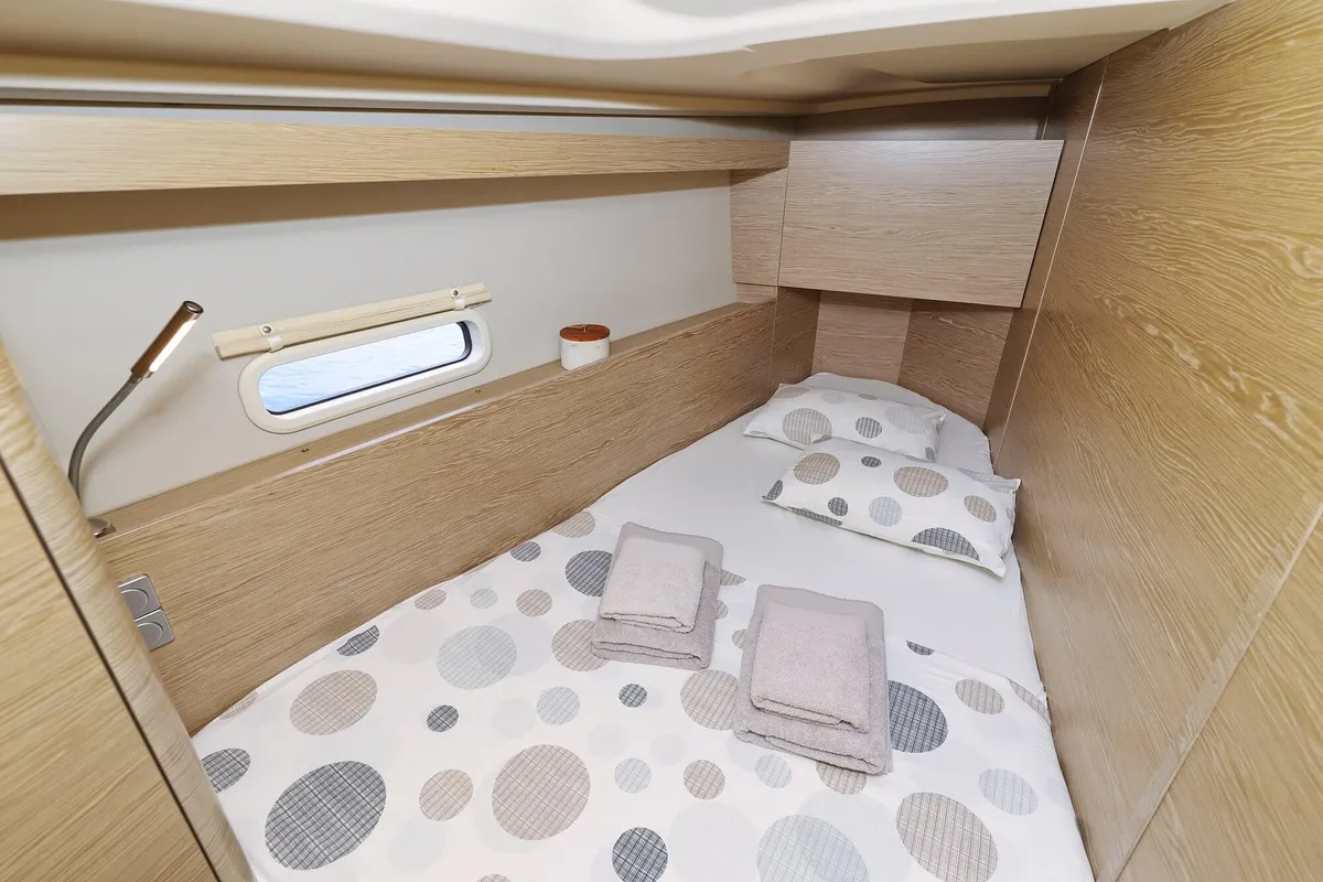 Cabin on Chloe, a Hanse 458 sailboat at Grad Kaštela, Croatia