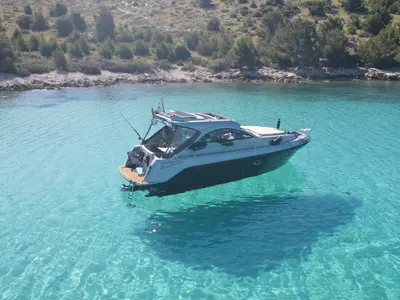 Valentina, a Grginić jahte Mirakul 30 motorboat at Grad Biograd na Moru, Croatia