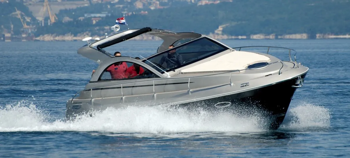 Valentina, a Grginić jahte Mirakul 30 motorboat at Grad Biograd na Moru, Croatia