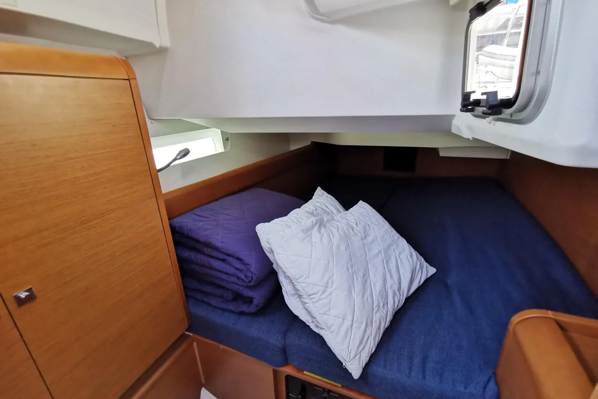 Cabin on Star Gazer, a Jeanneau Sun Odyssey 419 sailboat at Grad Pula, Croatia