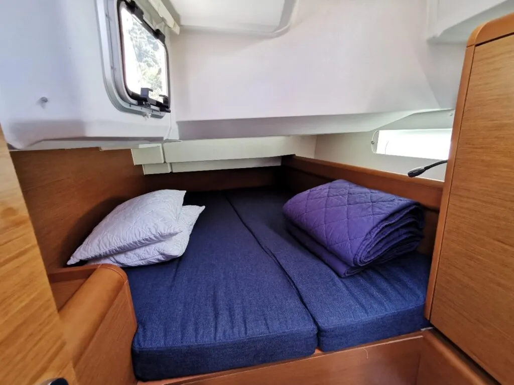 Cabin on Star Gazer, a Jeanneau Sun Odyssey 419 sailboat at Grad Pula, Croatia