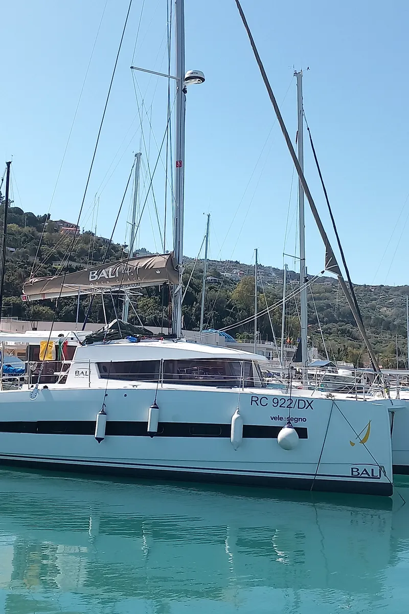 Exterior view of Negroni, a Bali 4.1 catamaran at Capo d'Orlando, Italy