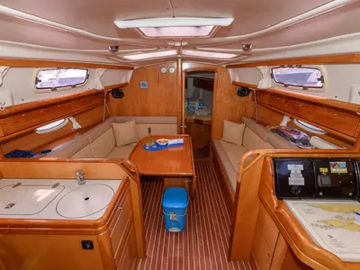 Salon of Dišpet, a Bavaria 33 Cruiser sailboat at Grad Trogir, Croatia