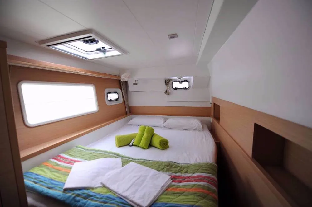 Cabin on Ipanema, a Lagoon 400 S2 catamaran at Athens, Greece