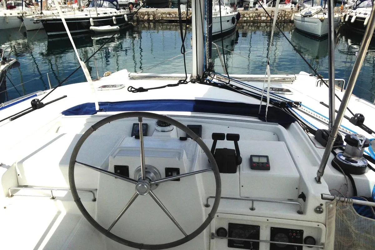Salon of Georgina, a Lagoon 440 catamaran at Athens, Greece