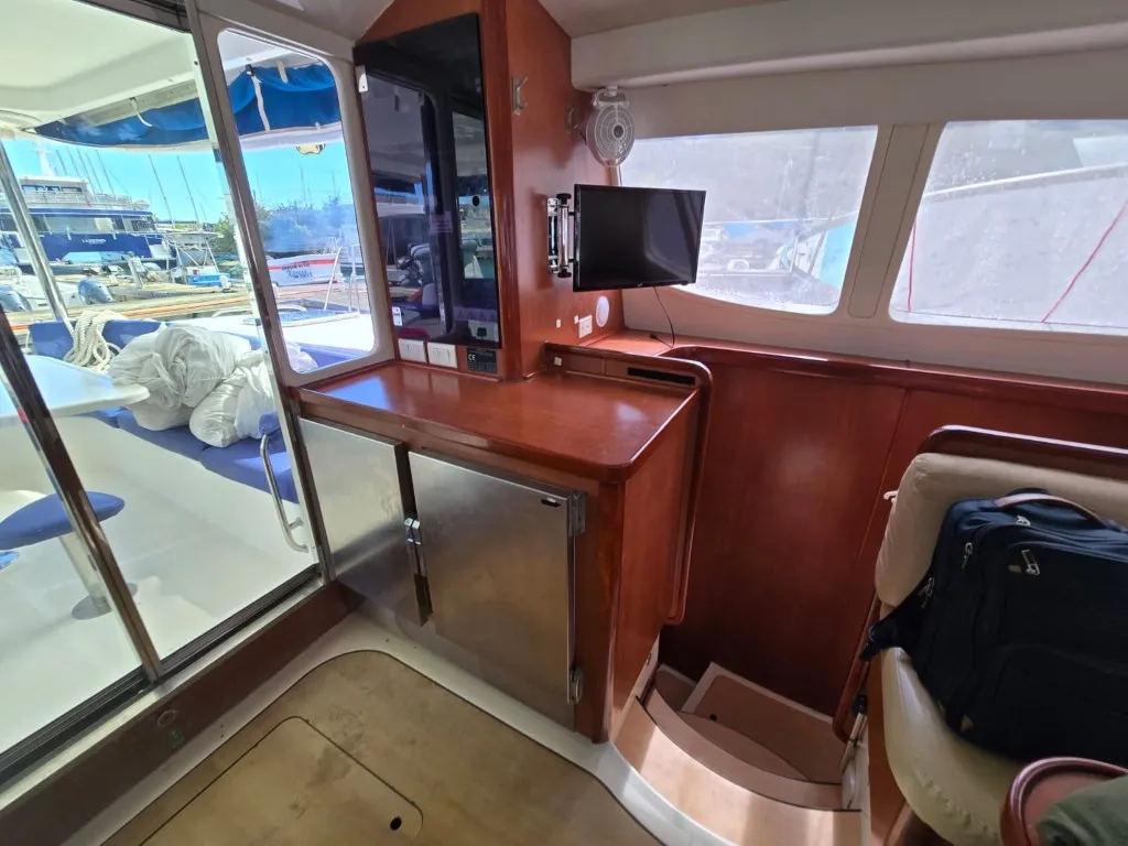 Salon of Moko Jumbie, a Leopard 46 catamaran at Ribishi, Saint Vincent and the Grenadines