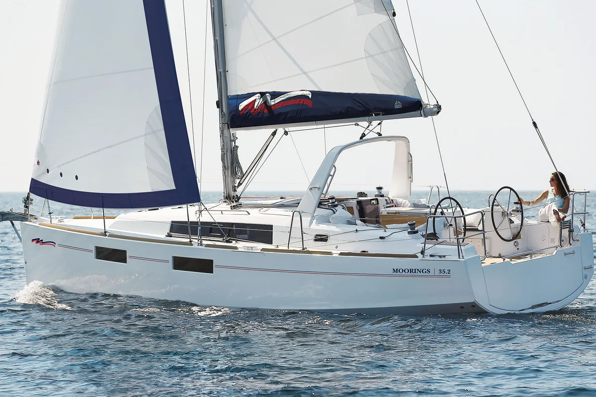 Exterior view of Oceanis 35.1 Club, a Gulet Moorings 352 sailboat at Cannigione, Italy