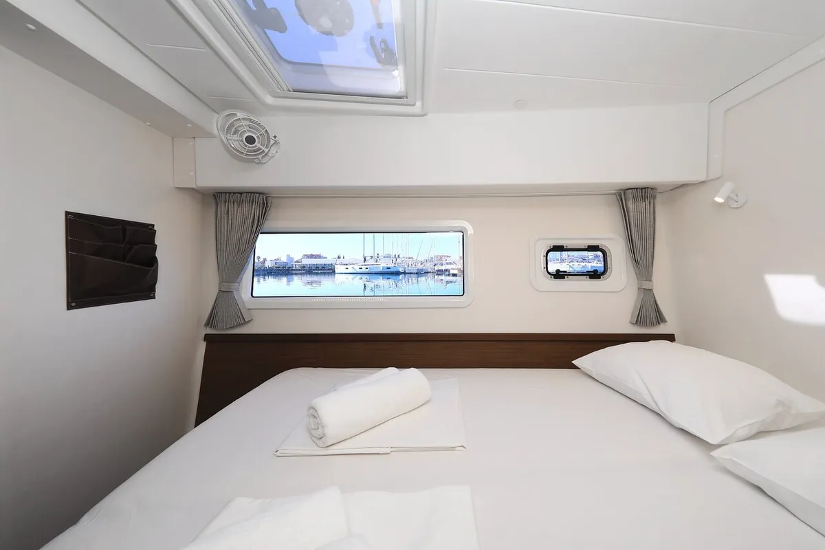 Cabin on Cuzamen, a Lagoon 42 catamaran at Sukošan, Croatia