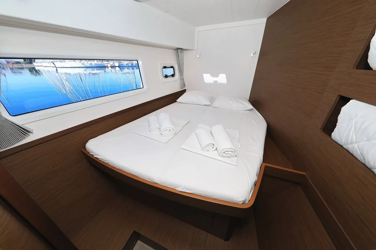 Cabin on Cuzamen, a Lagoon 42 catamaran at Sukošan, Croatia