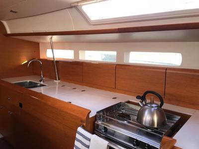 Galley of Alboran Bourbon (Las Galletas), a Jeanneau Sun Odyssey 519 sailboat at Elephant Butte Estates, United States