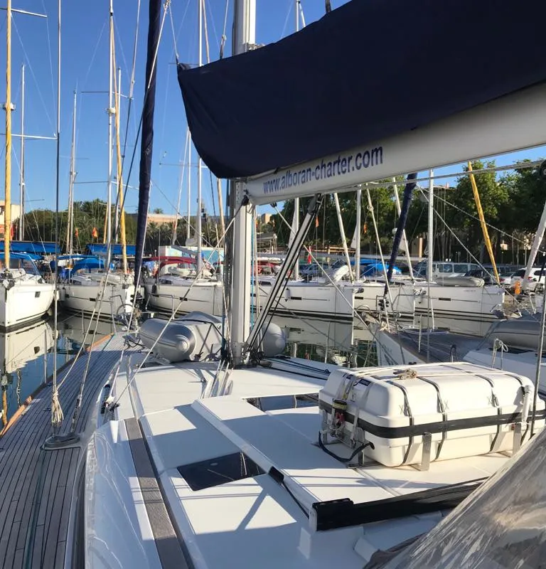 Deck of Alboran Bourbon (Las Galletas), a Jeanneau Sun Odyssey 519 sailboat at Elephant Butte Estates, United States