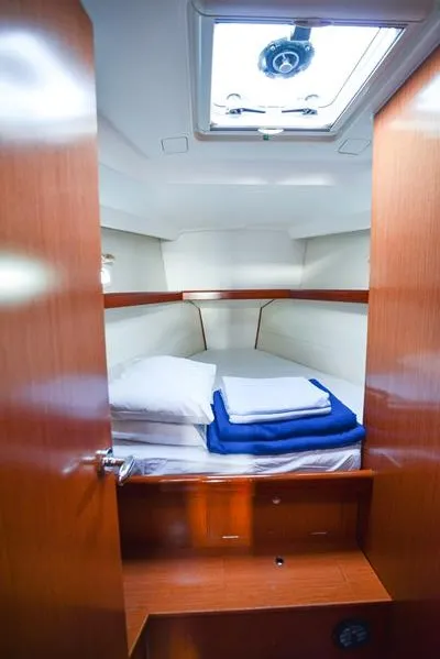 Cabin on Soyamaje, a Beneteau Oceanis 43 sailboat at Fethiye, Turkey