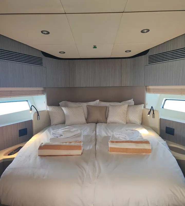 Cabin on Be Happy, a Azimut 55 Fly motor yacht at Grad Kaštela, Croatia