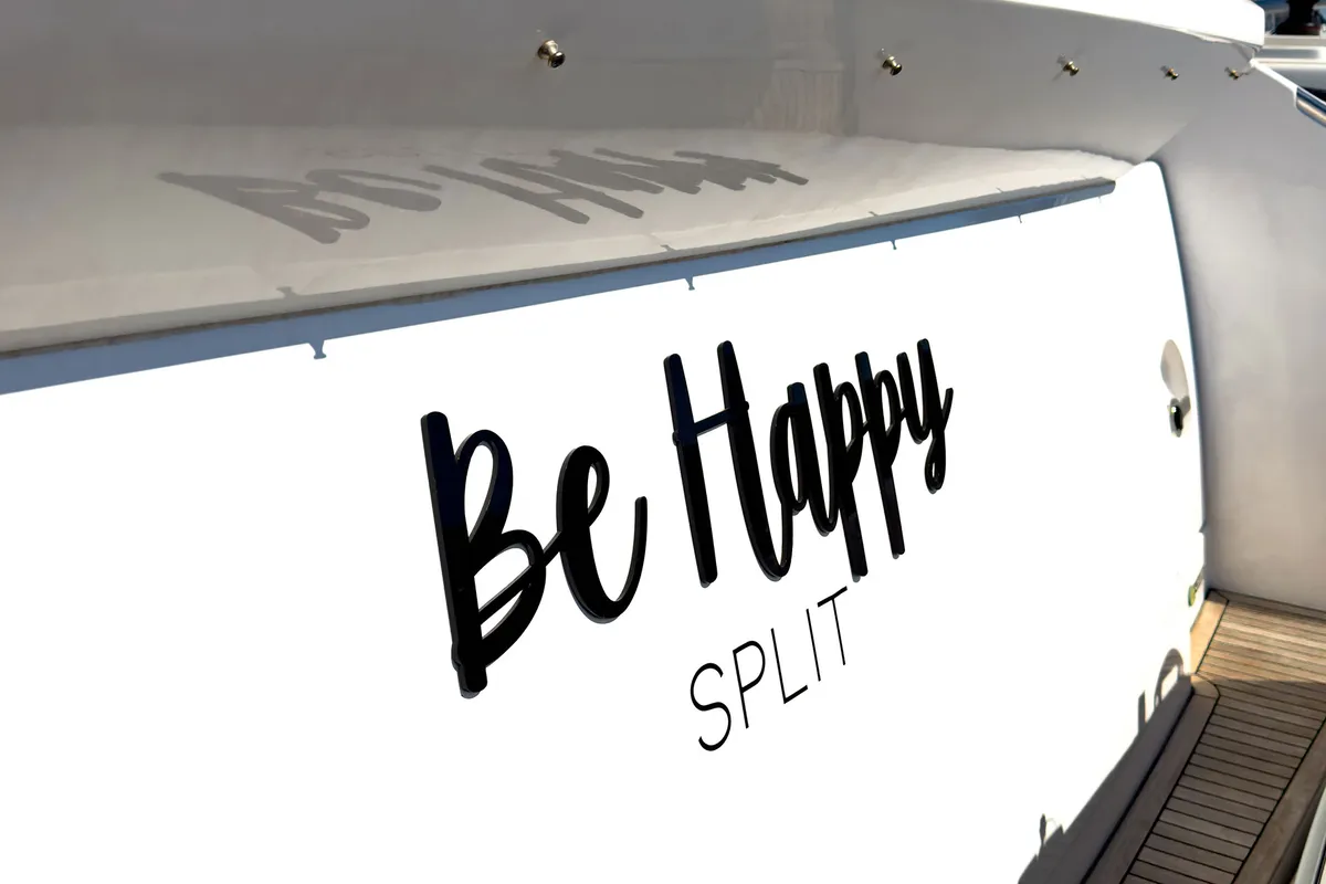 Be Happy, a Azimut 55 Fly motor yacht at Grad Kaštela, Croatia