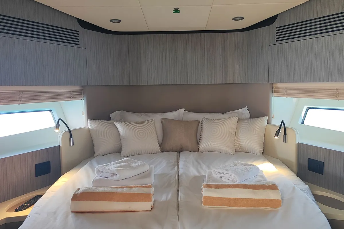 Cabin on Be Happy, a Azimut 55 Fly motor yacht at Grad Kaštela, Croatia