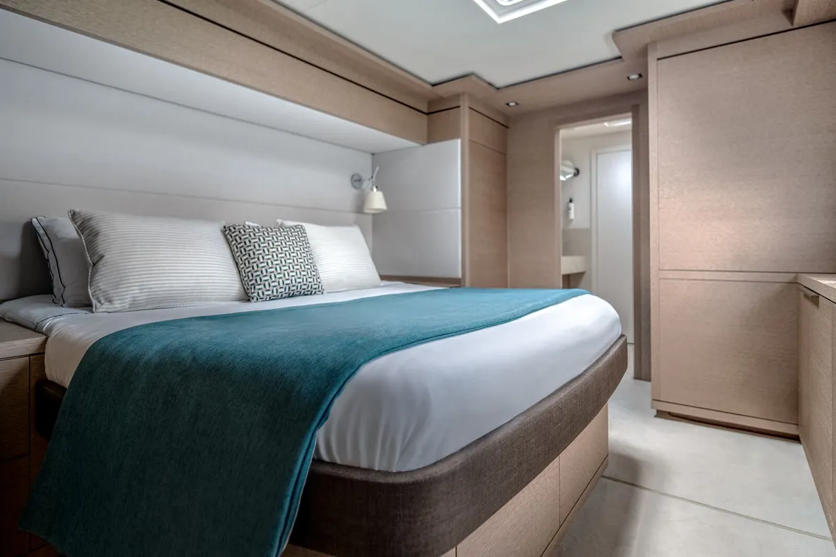 Cabin on Spirit of Ponant, a Lagoon Seventy 7 catamaran at Roche Caiman, Seychelles