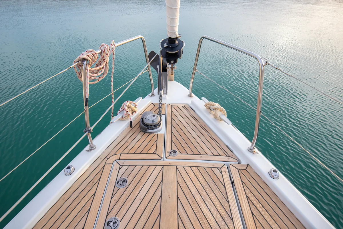 Deck of Tyche, a Beneteau Oceanis 46.1 sailboat at Rosignano Solvay, Italy