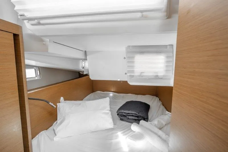 Cabin on Almyra 440, a Jeanneau Sun Odyssey 440 sailboat at Marpissa, Greece