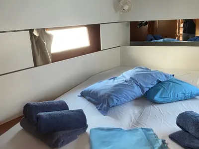 Cabin on Jasmine, a Beneteau Oceanis 38.1 sailboat at Procida, Italy