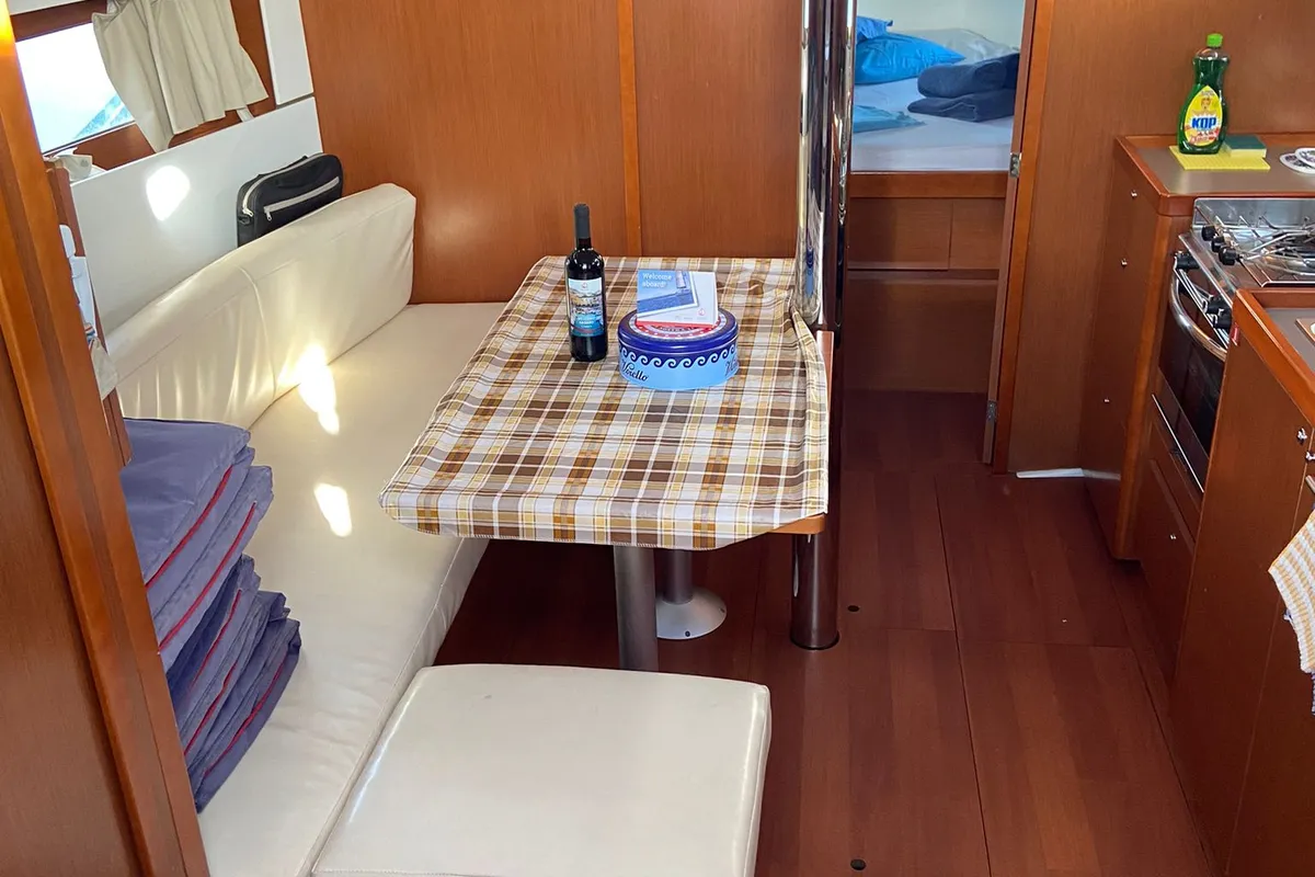 Salon of Jasmine, a Beneteau Oceanis 38.1 sailboat at Procida, Italy
