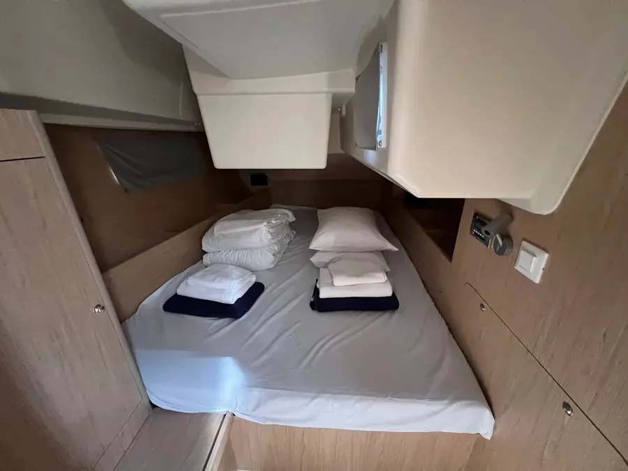Cabin on Amandine III, a Beneteau Oceanis 41.1 sailboat at Grad Šibenik, Croatia