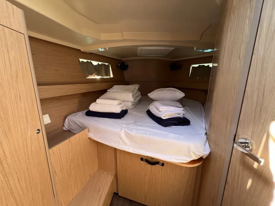 Cabin on Amandine III, a Beneteau Oceanis 41.1 sailboat at Grad Šibenik, Croatia