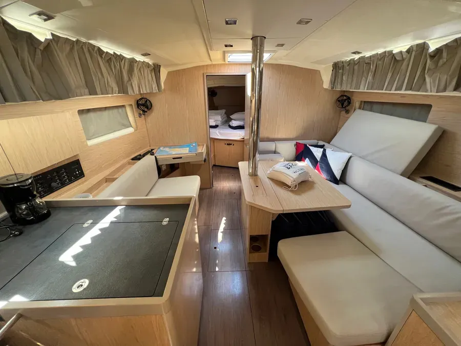 Salon of Amandine III, a Beneteau Oceanis 41.1 sailboat at Grad Šibenik, Croatia
