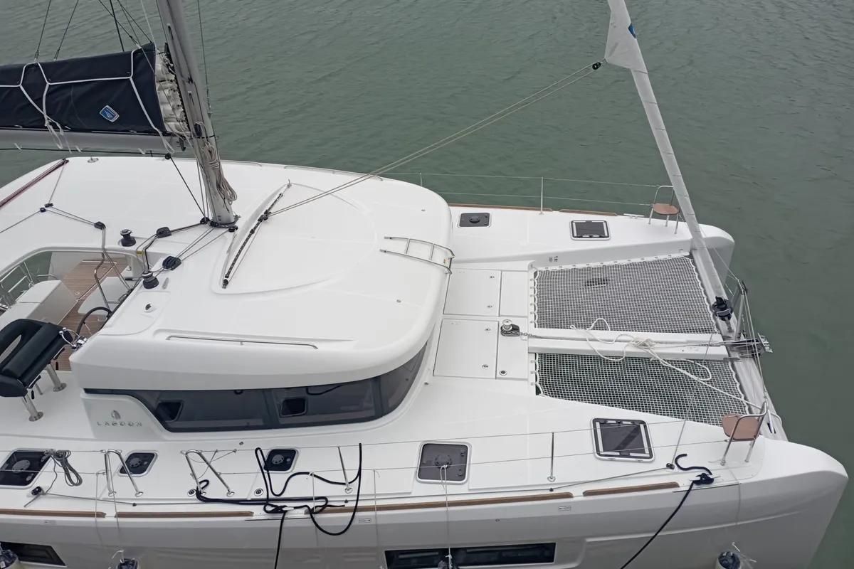 Deck of Niso, a Lagoon 40 catamaran at Loutraki, Greece
