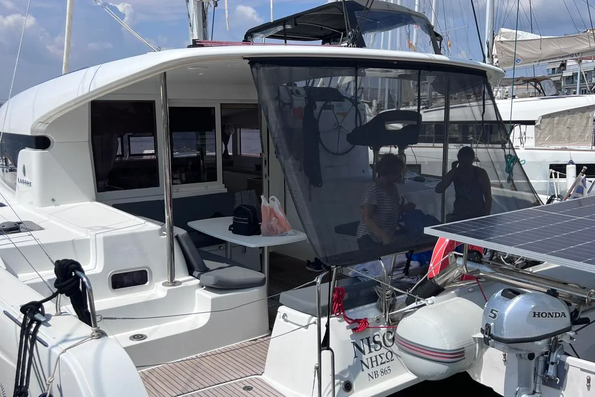 Deck of Niso, a Lagoon 40 catamaran at Loutraki, Greece