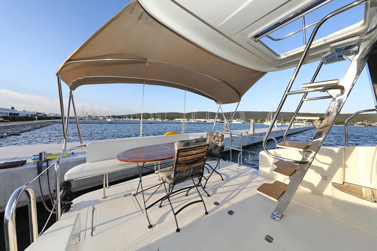 Deck of Backup, a Cobra Yachts Futura 40 Grand Horizon motor yacht at Općina Sukošan, Croatia