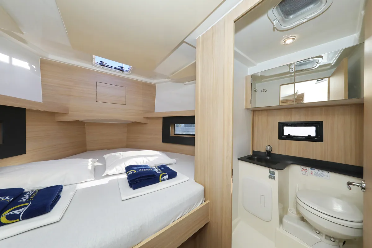 Cabin on Backup, a Cobra Yachts Futura 40 Grand Horizon motor yacht at Općina Sukošan, Croatia