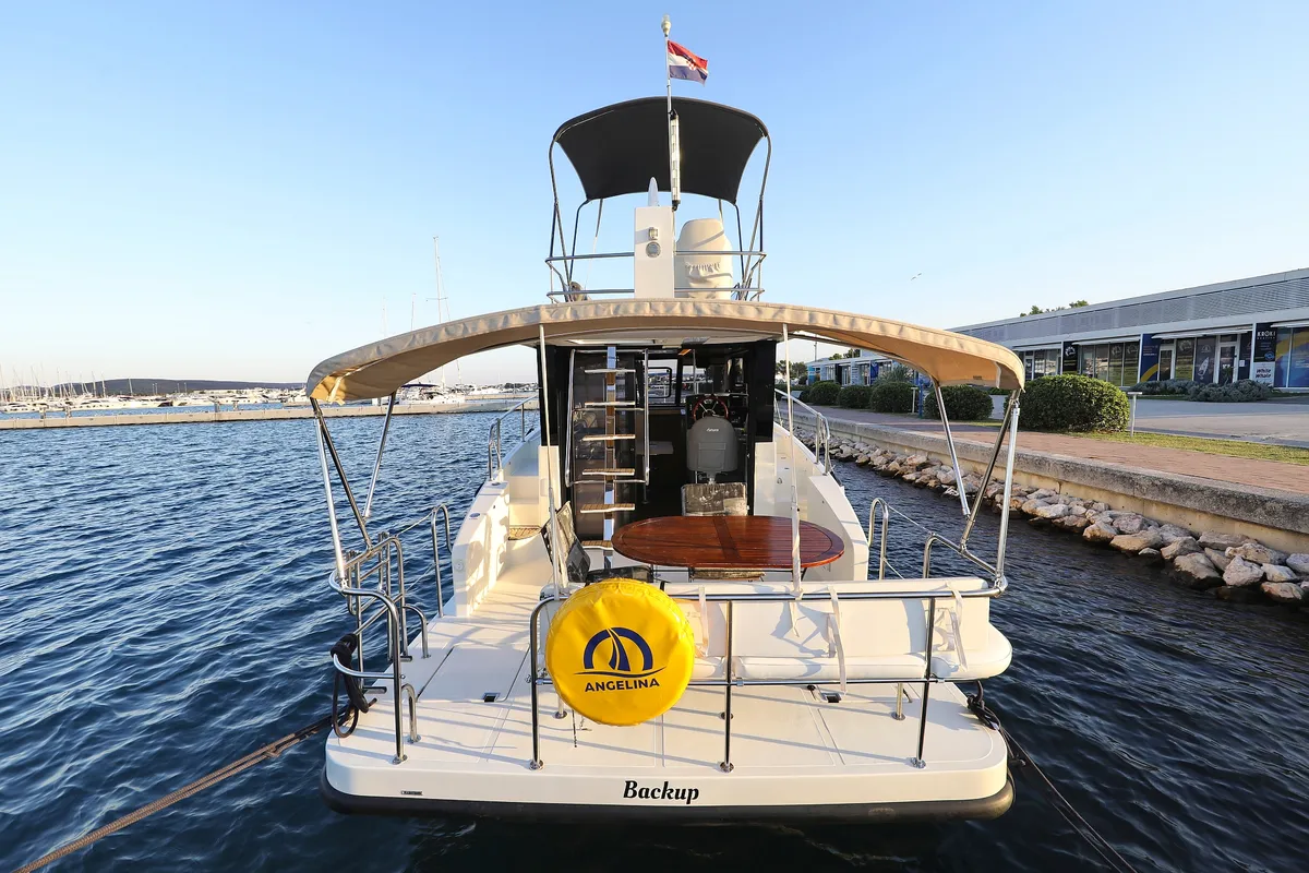 Exterior view of Backup, a Cobra Yachts Futura 40 Grand Horizon motor yacht at Općina Sukošan, Croatia