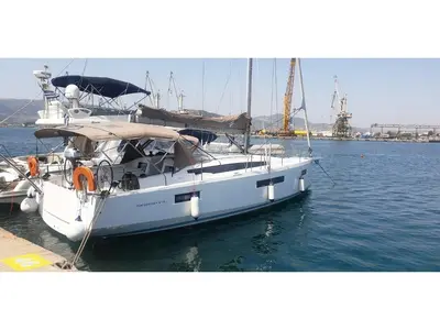 Exterior view of Sylphie, a Jeanneau Sun Odyssey 410 sailboat at Neo Klima, Greece