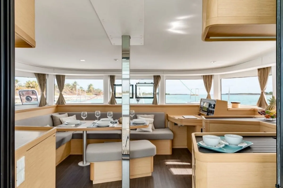 Salon of No Name: Master Cabin #1 (Cabin Charter 2 pax) FULLY CREWED, ALL EXPENSES, a Lagoon 42 catamaran at Municipal Unit…
