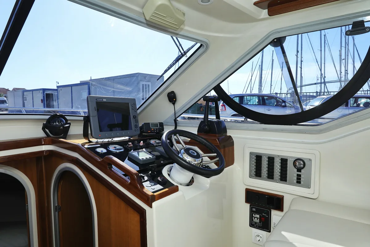 Cockpit of Dugi II, a Vektor 950 motorboat at Grad Biograd na Moru, Croatia