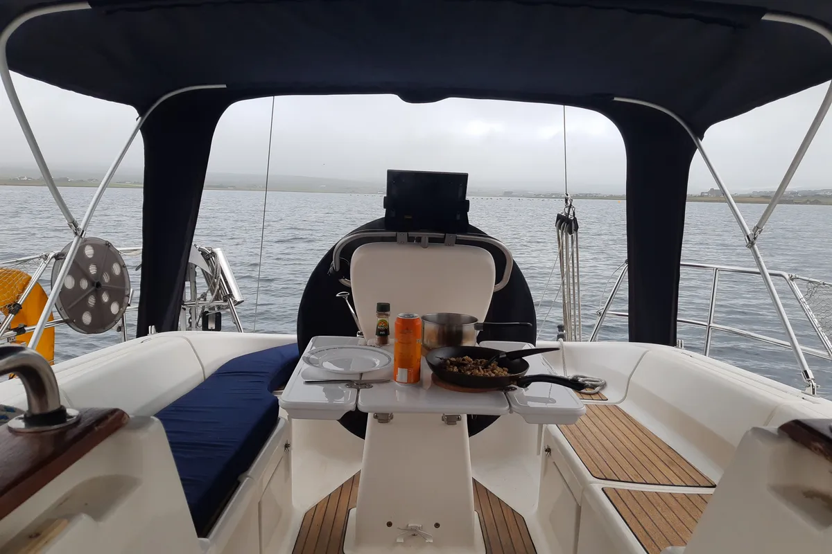 Deck of Alto Mare, a Bavaria 36 Cruiser sailboat at Bergen, Norway