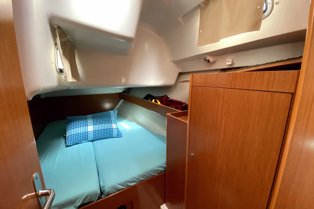 Cabin on Six Pack, a Beneteau Cyclades 39.3 sailboat at Fethiye, Turkey