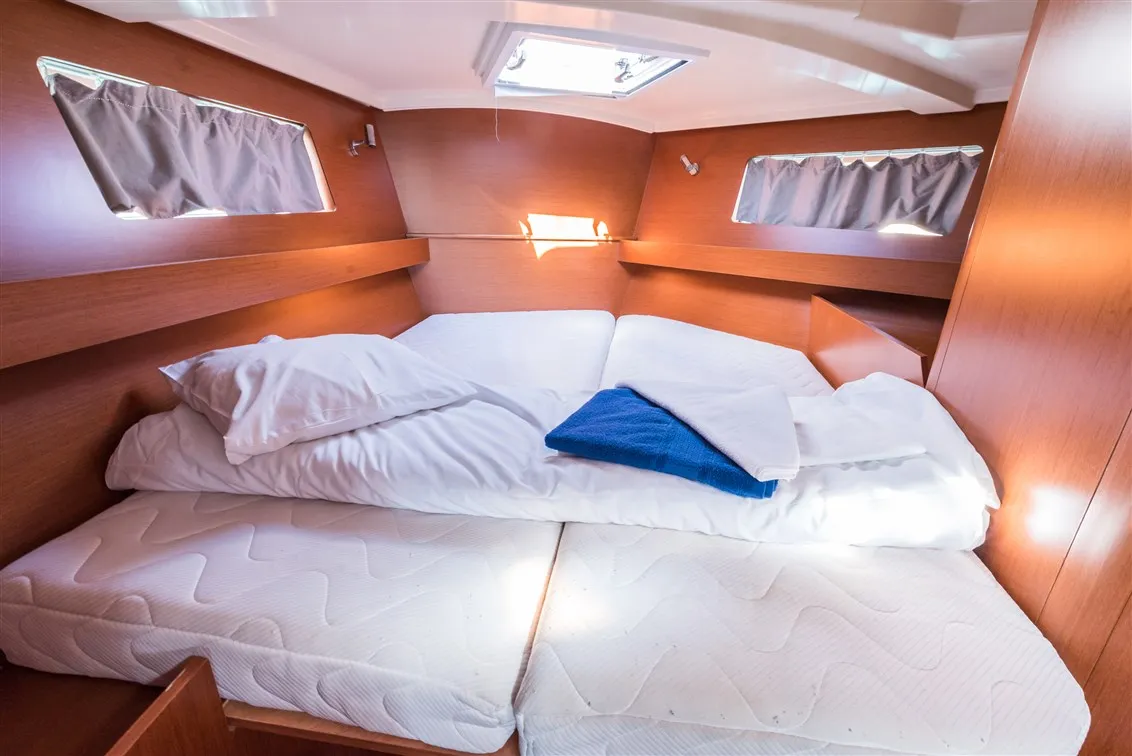 Cabin on SPARKLING, a Beneteau Oceanis 41.1 sailboat at Split, Croatia